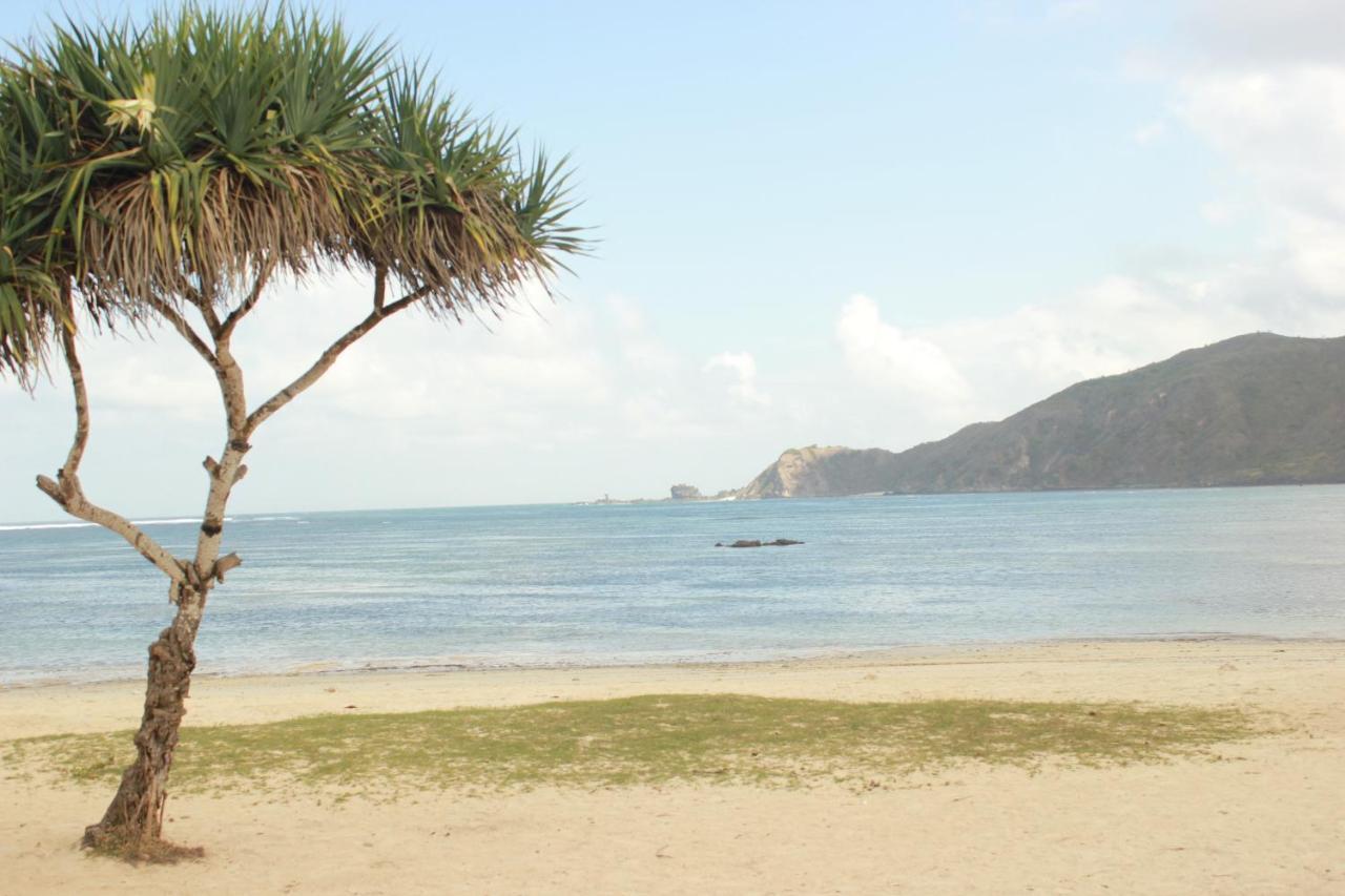 Raja Hotel Kuta Mandalika Resort & Convention Zewnętrze zdjęcie