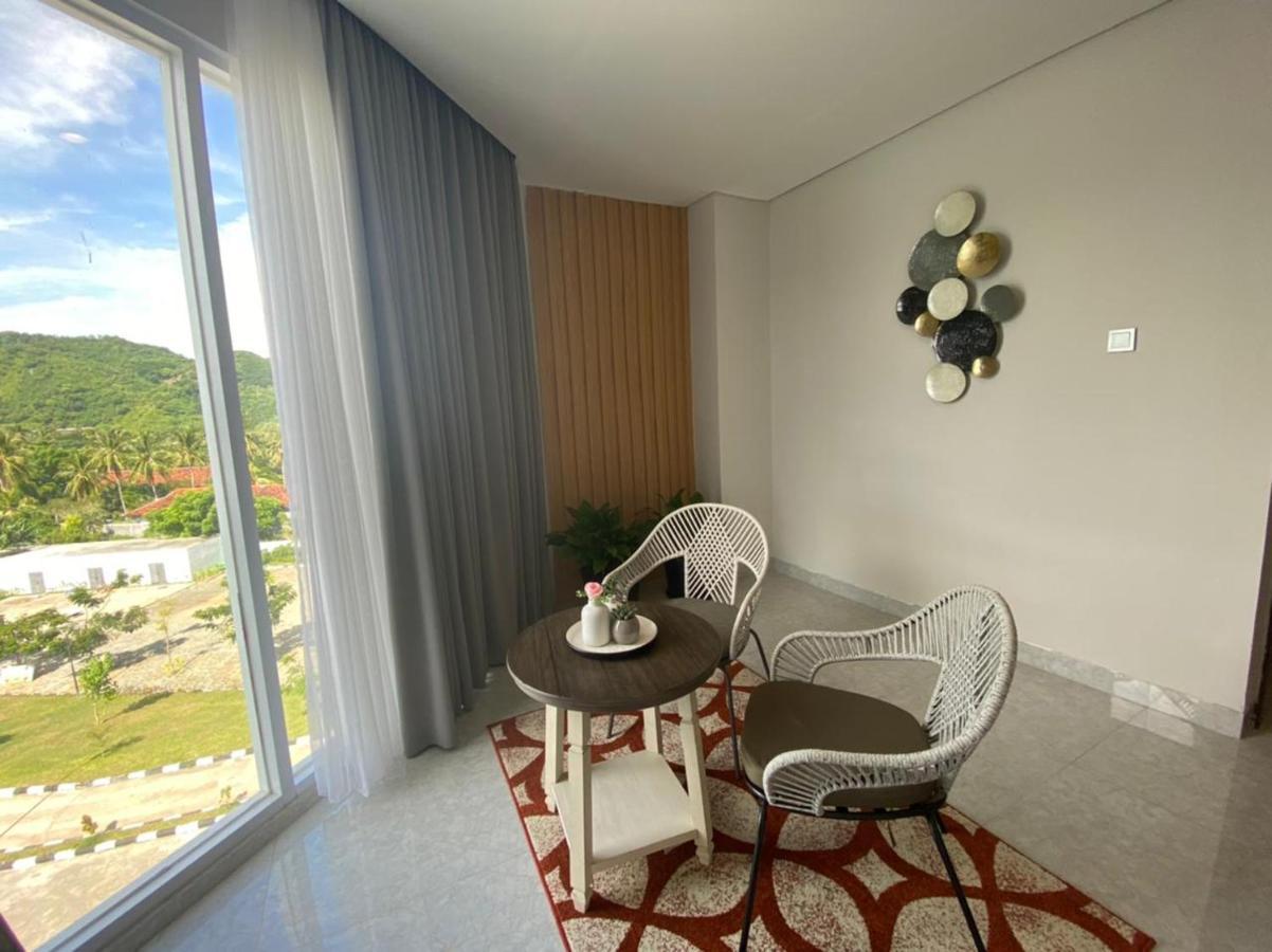 Raja Hotel Kuta Mandalika Resort & Convention Zewnętrze zdjęcie