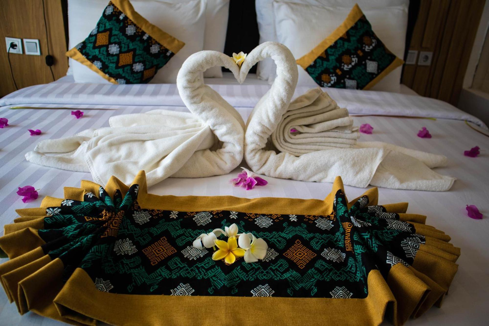 Raja Hotel Kuta Mandalika Resort & Convention Zewnętrze zdjęcie