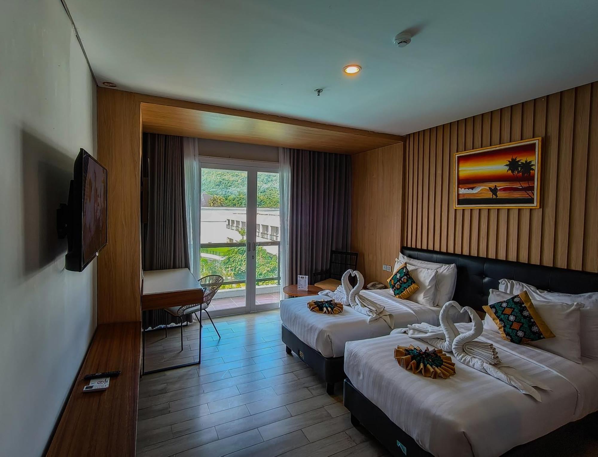 Raja Hotel Kuta Mandalika Resort & Convention Zewnętrze zdjęcie