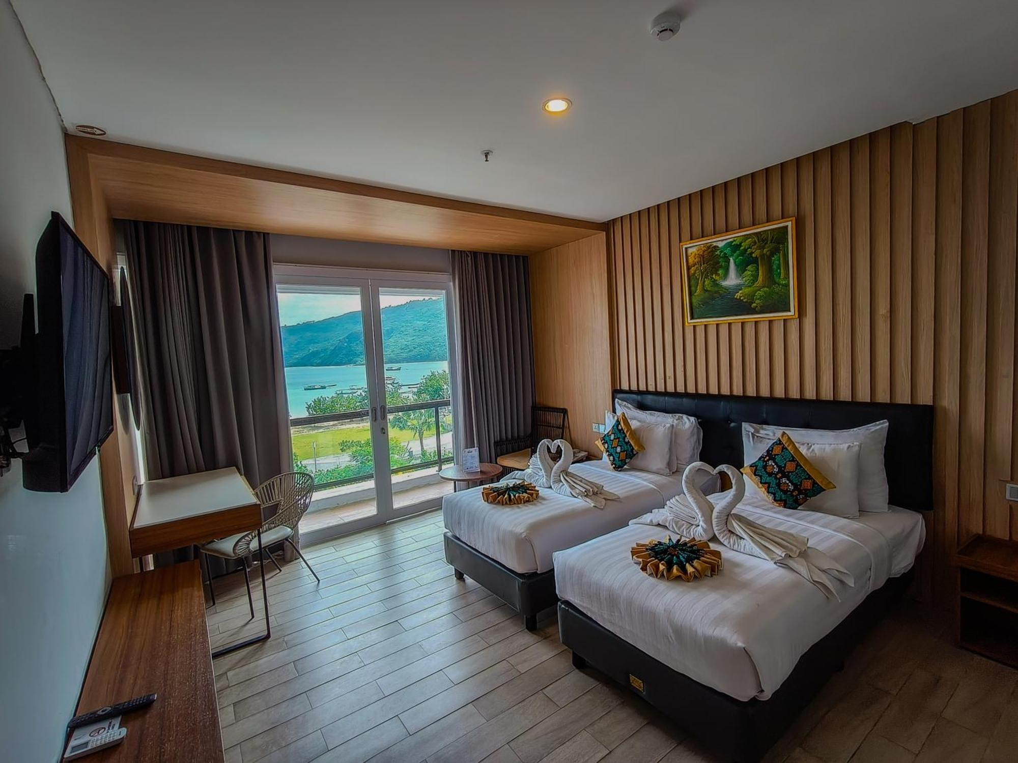 Raja Hotel Kuta Mandalika Resort & Convention Zewnętrze zdjęcie