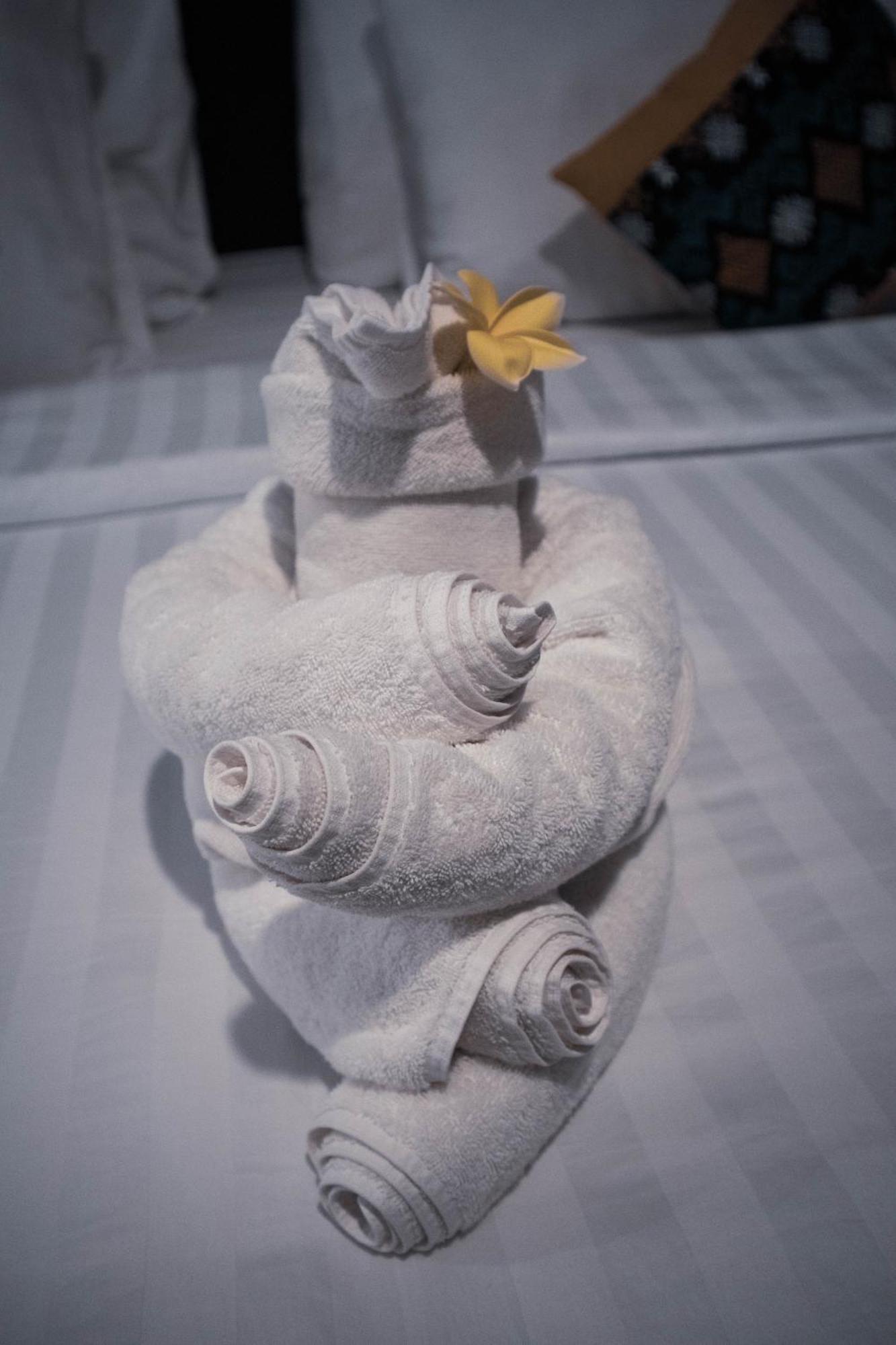 Raja Hotel Kuta Mandalika Resort & Convention Zewnętrze zdjęcie