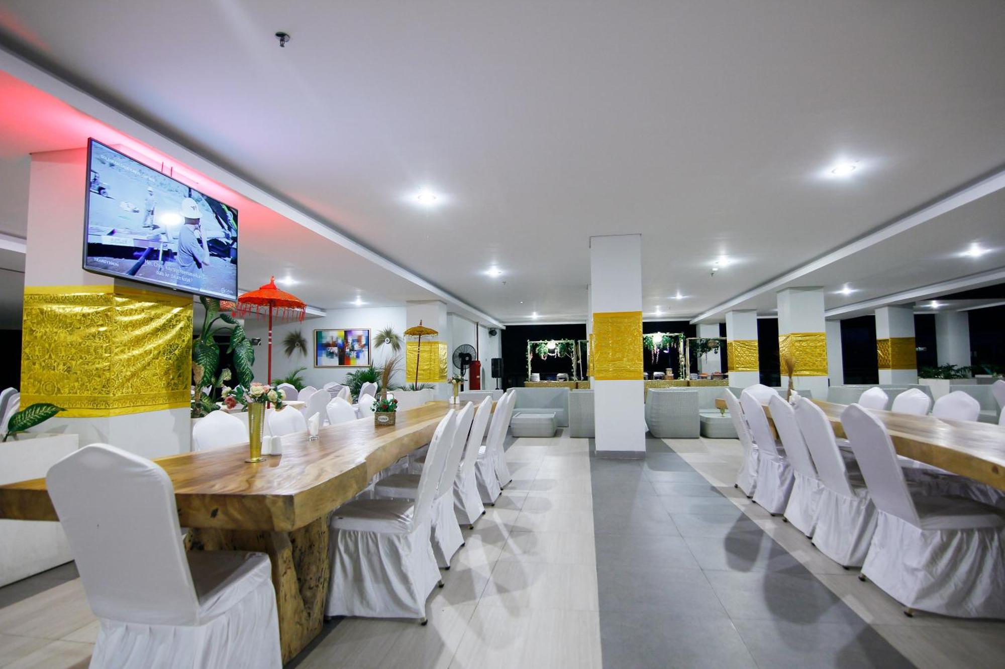 Raja Hotel Kuta Mandalika Resort & Convention Zewnętrze zdjęcie